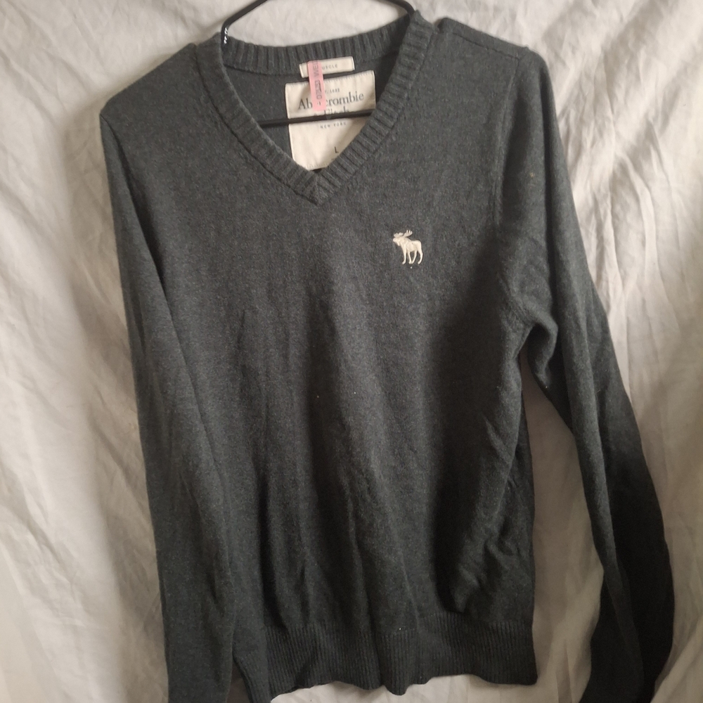 Abercrombie & Fitch Men's Dark Gray Crewneck Sweater